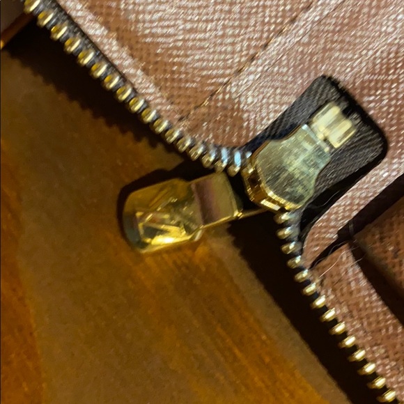 Louis Vuitton Zippy wallet - Picture 16 of 16
